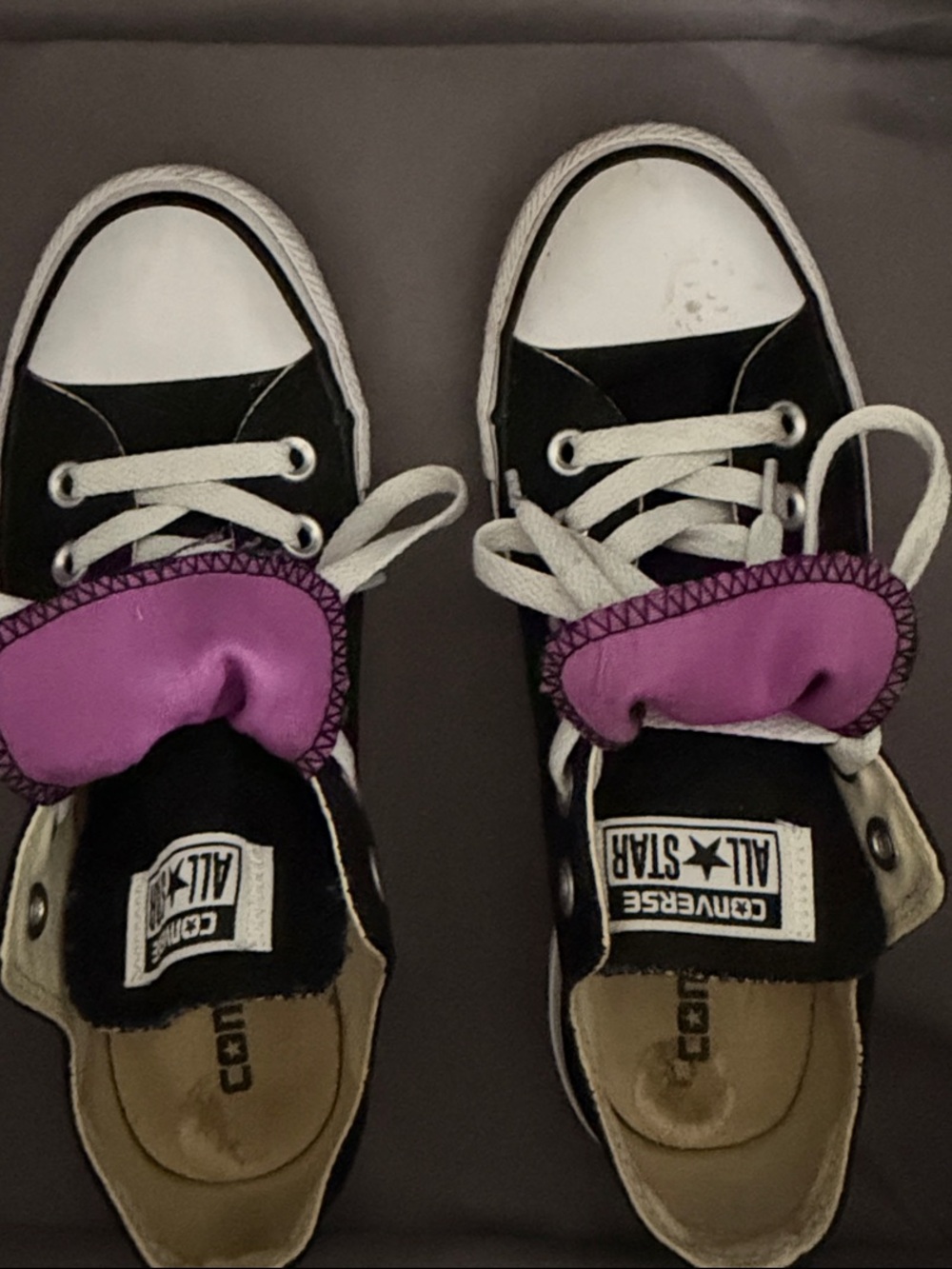 Converse Women’s Size 7 Black & Purple Low-Top Sneakers